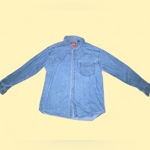 Wrangler Men’s Vintage Denim Button-Up Shirt | Classic Western Workwear - Size L